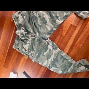 Old navy camo joggers